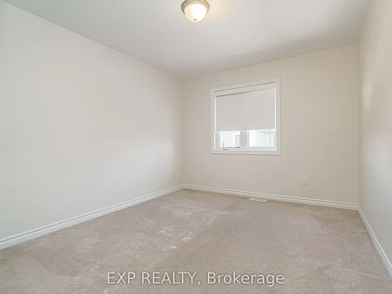 215 Rivertree St — Photo 22