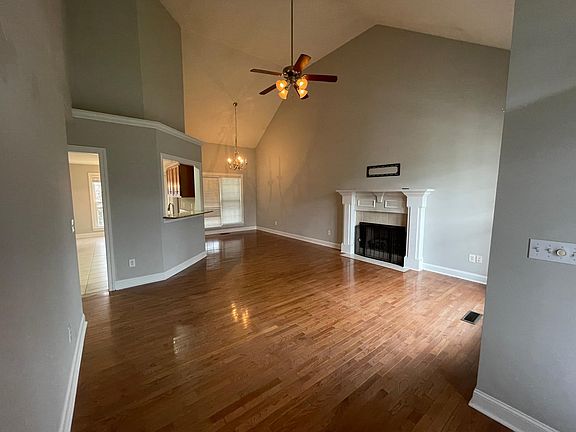 3rd image of 7436 Salmon Ln