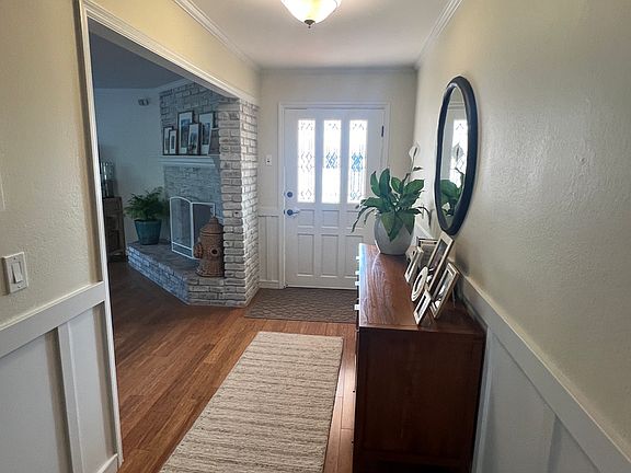 2nd image of 5035 Walnut Park Dr