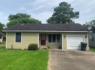 2120 Avenue D, Nederland, TX 77627