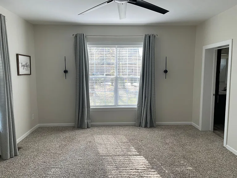 3656 Windy Point Rd SW — Photo 10