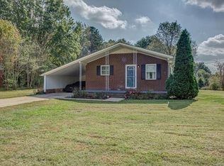 717 Mauney Rd, Stanley, NC 28164