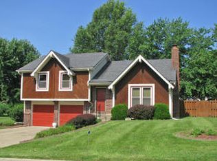 2100 Elephant Trl, Saint Joseph, MO 64506