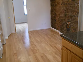 Rented by Best Apartments North Inc