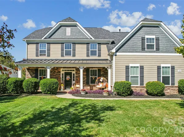 2014 Seefin Ct, Indian Trail, NC 28079
