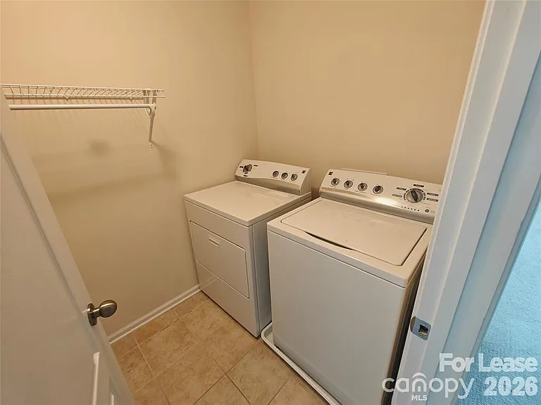 8230 Viewpoint Ln — Photo 11