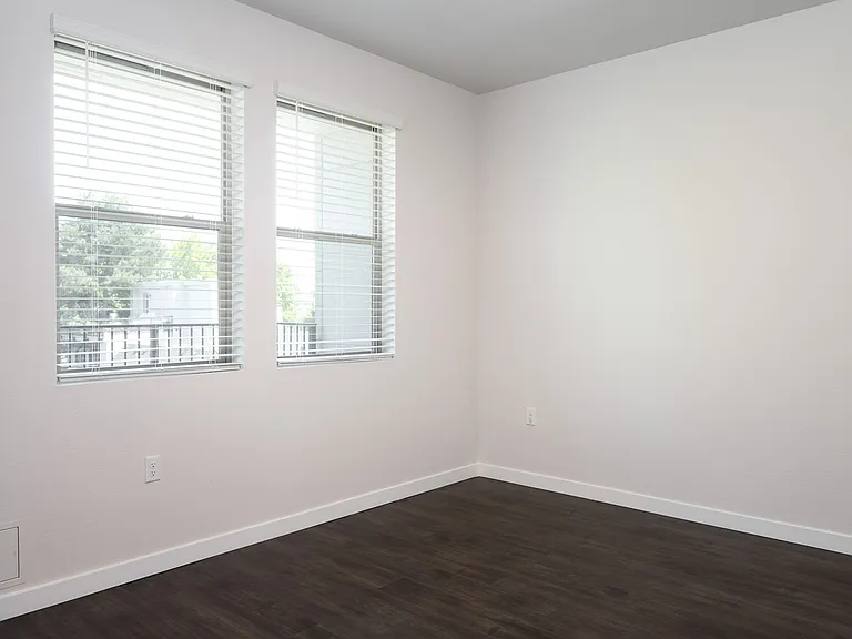 Discover Elevated Living at The Vaughn. Two Months Of Free Rent - And Free Parking! — Photo 17