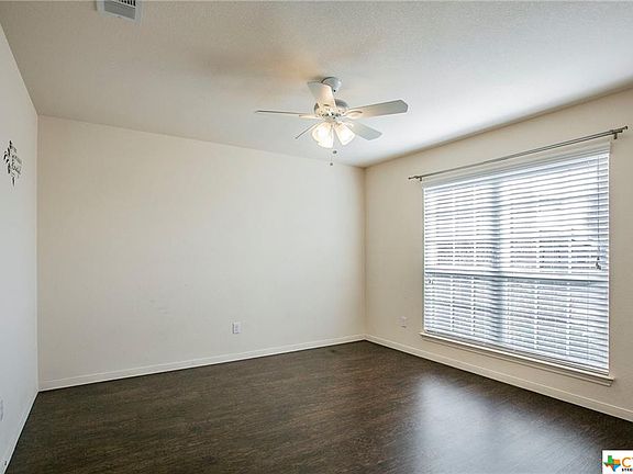 5th image of 3211 Rockwall Dr