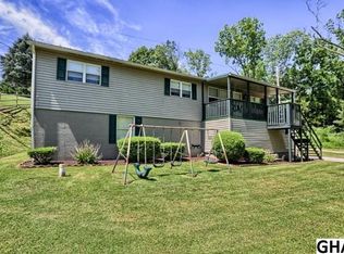 245 Old Mill Rd, New Oxford, PA 17350