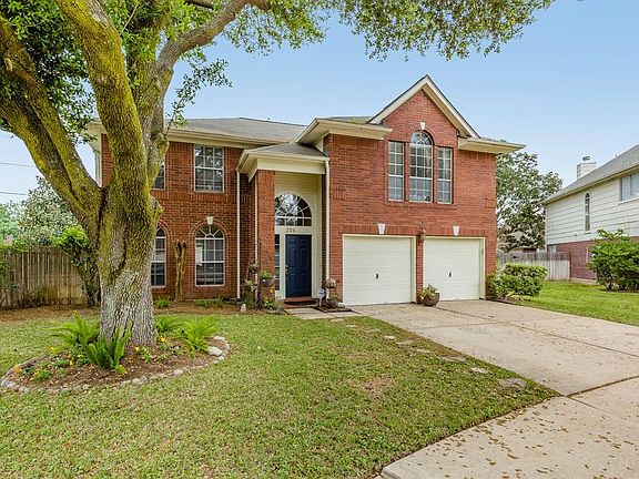 2nd image of 206 S Meadows Ct