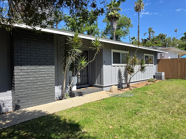 8867 Mariposa St — Photo 2