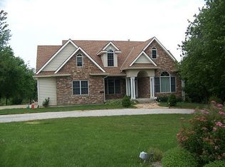 23722 S Lucille Ln, Peculiar, MO 64078