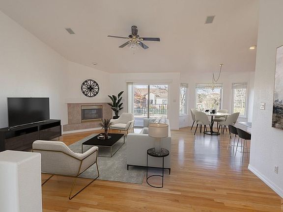 2nd image of 9 Wentworth Pl