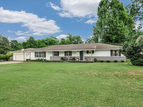 522 Millard Dr, Nacogdoches, TX 75965