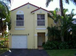 1229 Seagrape Cir, Weston, FL 33326