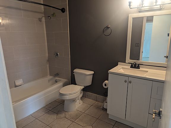 4th image of 5201 Atlantic Blvd Unit 210