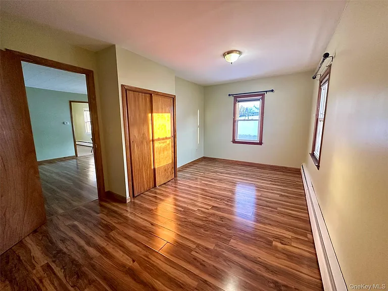 111 Round Hill Rd — Photo 13