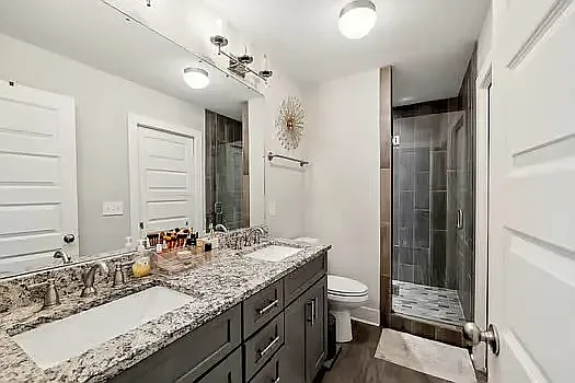 611A Waco Dr — Photo 12