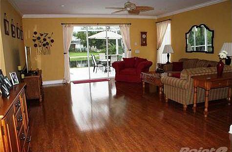 5th image of 7618 Blue Spring Dr
