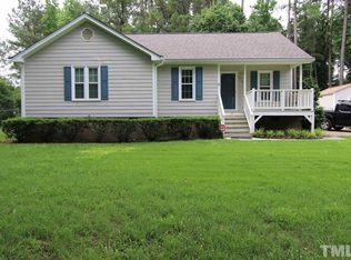 2737 Stageline Dr, Raleigh, NC 27603