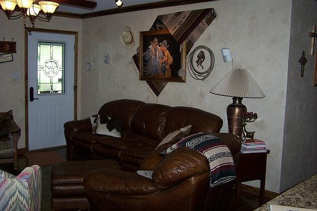 2nd image of 9484 Fm 1511