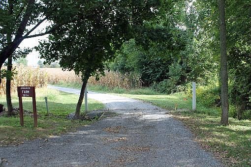 2nd image of 39741 Lovettsville Rd