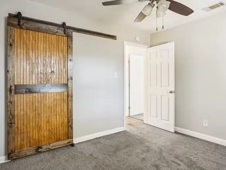 918 Fremont Ave — Photo 17