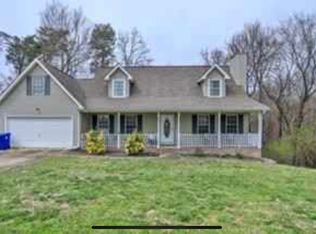 401 Golden Oaks Dr, Hixson, TN 37343