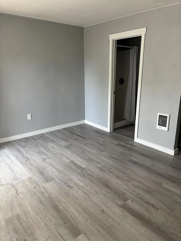 1101 Century DR NE — Photo 1