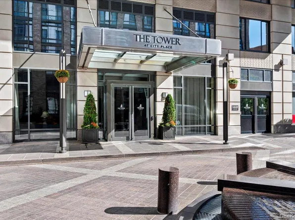 10 City Place #25F, White Plains, NY 10601