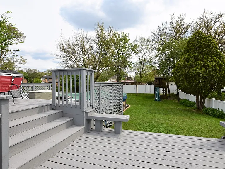235 W Hickory Rd — Photo 28