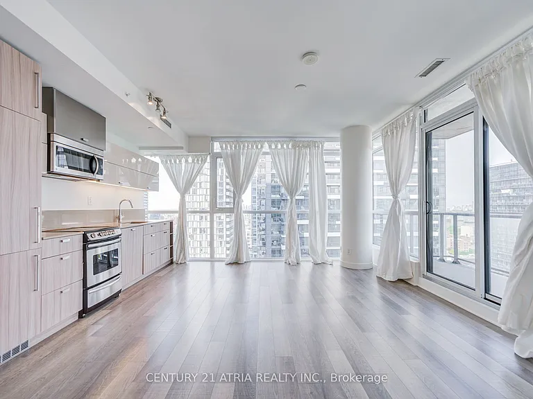 290 Adelaide St W #2404 — Photo 11