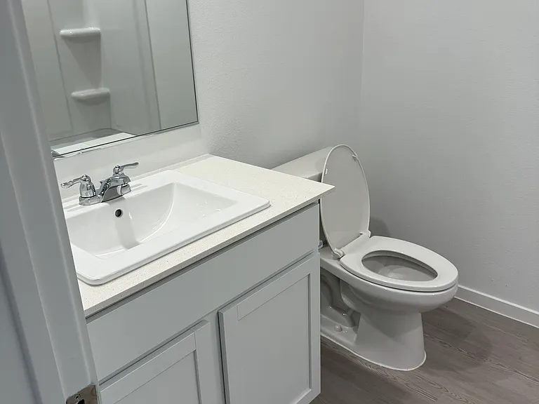 835 Pawpaw Dr — Photo 5