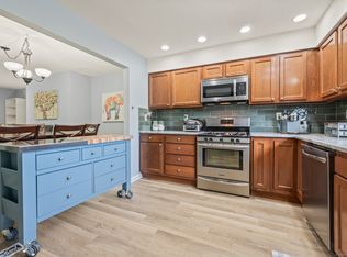 140 Thompson St APT 13C, East Haven, CT 06513