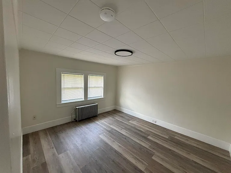 36 Jefferson St — Photo 8