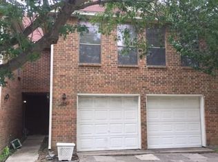 1214 W Hudgins St, Grapevine, TX 76051
