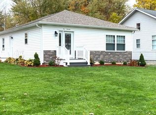 514 N Buhl Farm Dr, Hermitage, PA 16148
