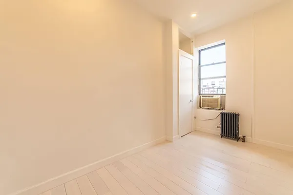 Rented by Triplemint | media 10