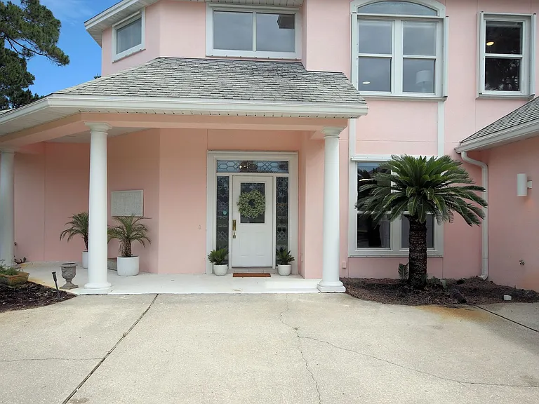 1534 Glenlake Cir — Photo 5