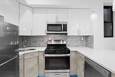 Rented by Safdie Realty Group