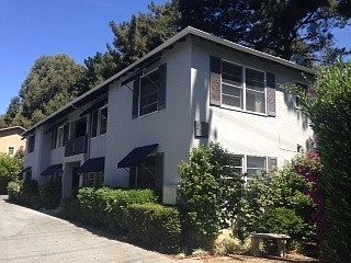 1st image of 240 Ravenswood Ave APT 4