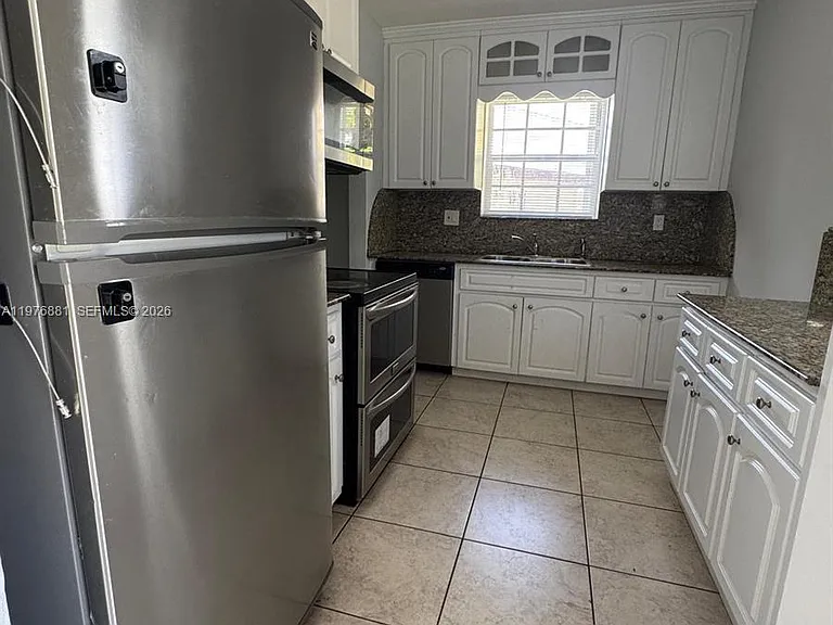 16981 NE 8th Ct — Photo 13