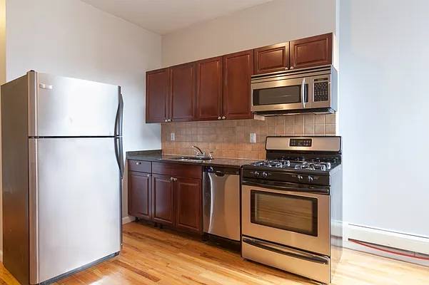 Rented by MNS | media 23