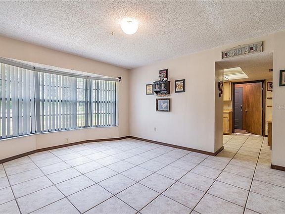 5th image of 4706 Acorn Dr N