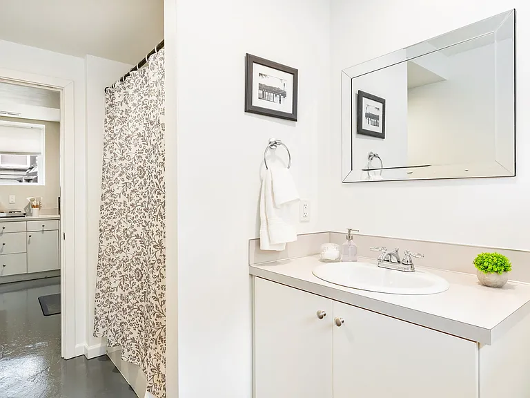 522 NE Morris St #BASEMENT — Photo 8