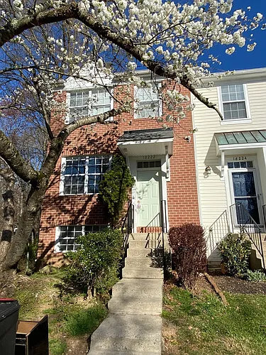 18222 Fox Chase Cir Photo 1