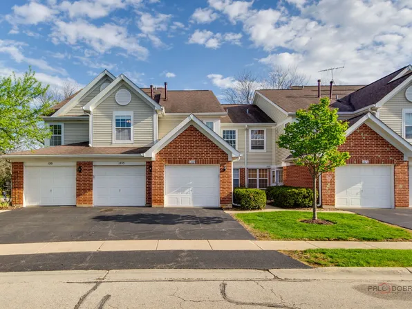 1355 Hampshire Ct, Roselle, IL 60172