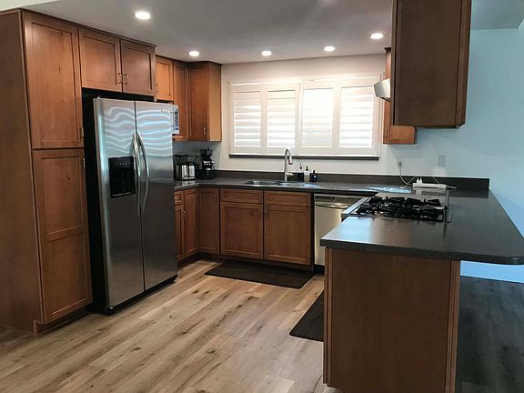 3rd image of 1812 Vista Creek Dr
