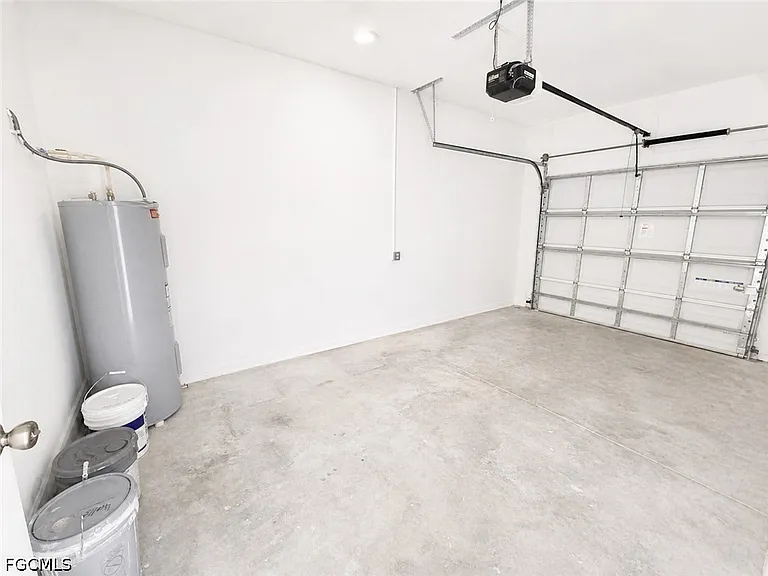 8753 Buckingham Rd — Photo 13