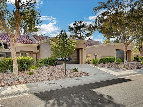 2nd image of 8617 Willowrich Dr